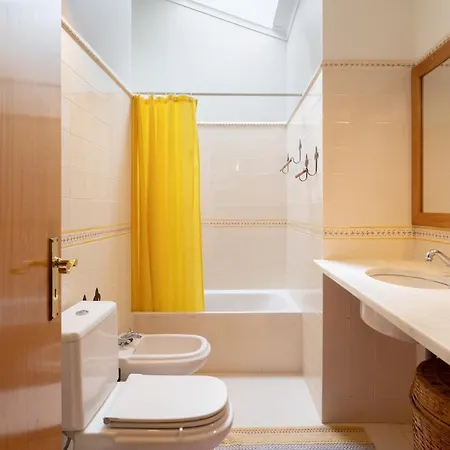 Holiday home Casa De S. Paio - 3 Bedroom W/ Pool & Garden Braga