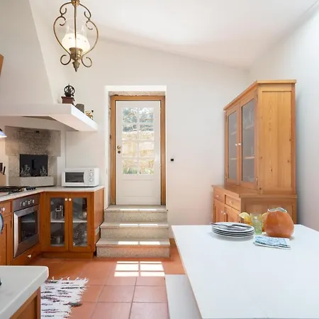 Casa De S. Paio - 3 Bedroom W/ Pool & Garden *